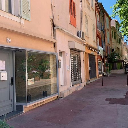 Appartement Splendide Studio au cœur historique de Fréjus Extérieur photo