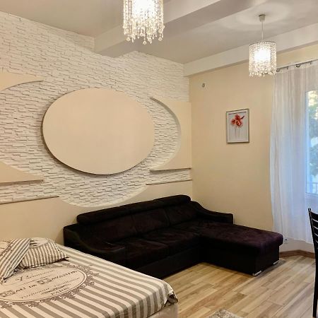 Appartement Splendide Studio au cœur historique de Fréjus Extérieur photo