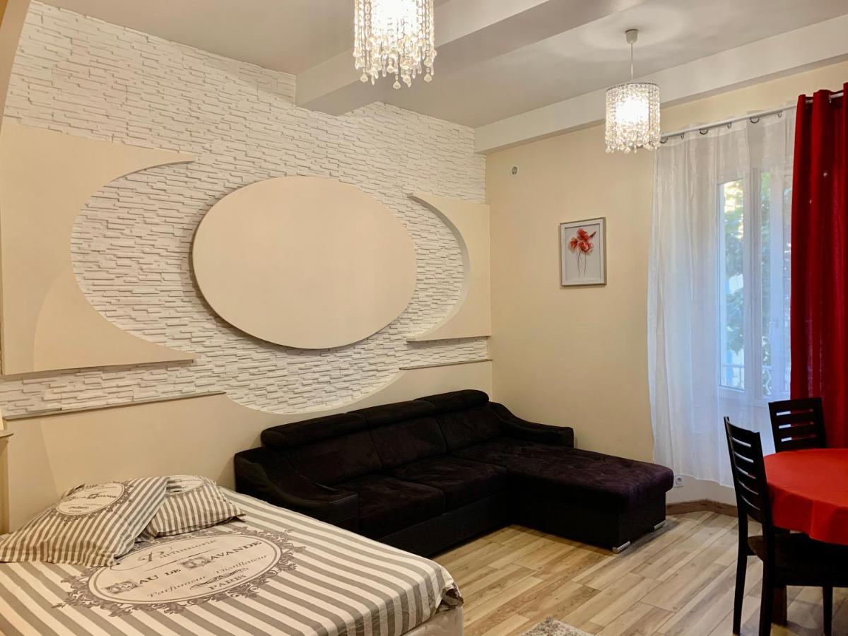 Appartement Splendide Studio au cœur historique de Fréjus Extérieur photo
